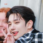 [모두드루와] 오늘좌 파리 패션쇼 조슈아 (사진좀풀게)