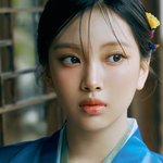 <b>혜인</b>이 한복 진짜 잘어울린다