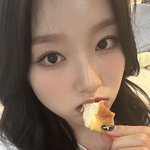 [댓글부탁해] 친구가 <b>화장</b>했냐고 ㅈㄴ물어봄