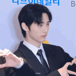 수트 <b>태산군</b> 너무 좋음