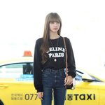 <b>리사</b> 다리 길이 미쳤다