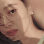 제니 방금 뜬 헤라광고 뭐임..?