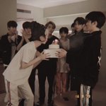 프엑 진짜 비주얼은 레전드임