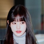 파리패션<b>위크</b> 떠나는 장원영