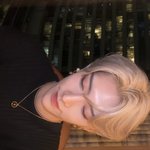 리키는 턱이 뭐이리 뾰족함?