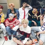 방탄: 1년차에 <b>등골</b>브레이커 발매한 쌉재능충들