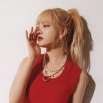 <b>리즈</b>는 금발이 조카 잘어울린다