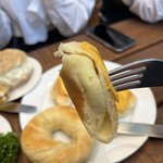 <b>런던</b>베이글 포장해왔는데