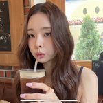 프리<b>지아나</b> 장원영같이 피부화장