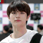 성찬 머리 그<b>따구</b>로 해놓은건 ㄹㅇ이해안댐