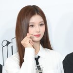 [모두드루와] 설윤 기사사진 실<b>환가</b>