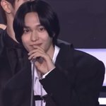 신<b>인상</b> 받고 수상소감 말하는 라이즈