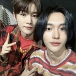 라이즈는 그냥 본인 <b>사복</b> 입고 무대하는게