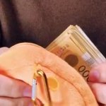 [군대] <b>형아</b>가 준 돈뭉치 ㅋㅋㅋㅋ