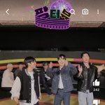 디스코팡팡에서 춤추는 그룹을 보았는가