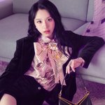 <b>채영</b>아... 요즘 왤케 예쁘니...