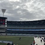 마라톤 경기 자원 봉사 중