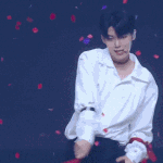 <b>오버</b>미 이정현은