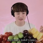 [모두드루와] 탕후루 30개 먹기 도전했다가 <b>실성</b>한 장구의 신.jpg