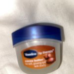 안 자는 판녀들을 위해 <b>립밤</b> 추천함