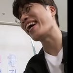 <b>이분</b> 이름 뭐야?