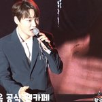 [모두드루와] 진짜 <b>인삼</b> 손에 들고 춤추는 트로트 가수