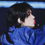 왜 이렇게 잘생긴 거죠? <b>설명</b>해 봐