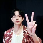 방탄 뷔 <b>버터</b> 유튜브 셀카