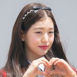 장원영도 고딩 성인 <b>갭</b>차이 있나봄