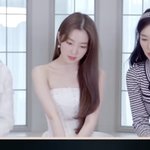 애들아 <b>아이린</b> 이 머리색 뭐<b>임</b>?