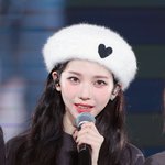 '예쁨' 이슈 너무 <b>과함</b>.jpg