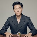 <b>류준열</b> 잘 나온 짤만 보면 어떰?