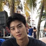 얼굴공격부터 들어오는 건 <b>반칙</b>이지