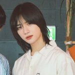 남돌의 <b>장발</b>은 시선을 사로잡아요
