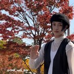 원빈은 일부러 <b>옛날</b> 아이돌처럼 입히는건가?