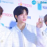 스키즈 <b>현진</b> 카리스마 쩌는듯