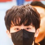 얘들아 공항에서 팬들 본 <b>마크</b> 봐 어떡해 너무 히히캣임