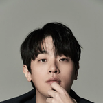 배우 박정민의 추천으로 <b>매체</b> 데뷔한 배우