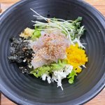 식당에 갔는데  6가지 <b>메뉴</b>중 모 고를거임?