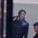 <b>현진</b>이 실물로 보는 게 꿈임
