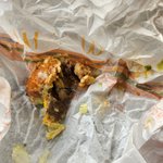 햄버거에서 이<b>물질</b>이 나왔습니다