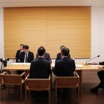 尹 “가짜뉴스, 정부의 자유 <b>위축</b>시키고 선거 위협할 수 있어”