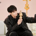 [모두드루와] 방탄 정국은 짧머에 <b>흑발</b>이 젤잘생긴듯