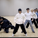 [세븐틴] 세븐틴 <b>정한</b> 옷 정보 알려주세요ㅠㅠ