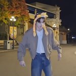 <b>성찬</b>이 이 날 코디 넘 잘 어울림