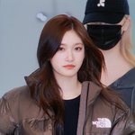 아이브 <b>이서</b> 점점 이뻐지네