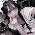 아니 근데 이런 화장은 대체 얼마나 진한거냐