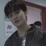 마크 애굣살 <b>개처</b>부러워