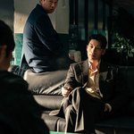 느와르인 척하는 <b>멜로</b> 드라마