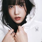 권은비 코스모폴리탄 디지털커버 <b>스파이더</b> 화보